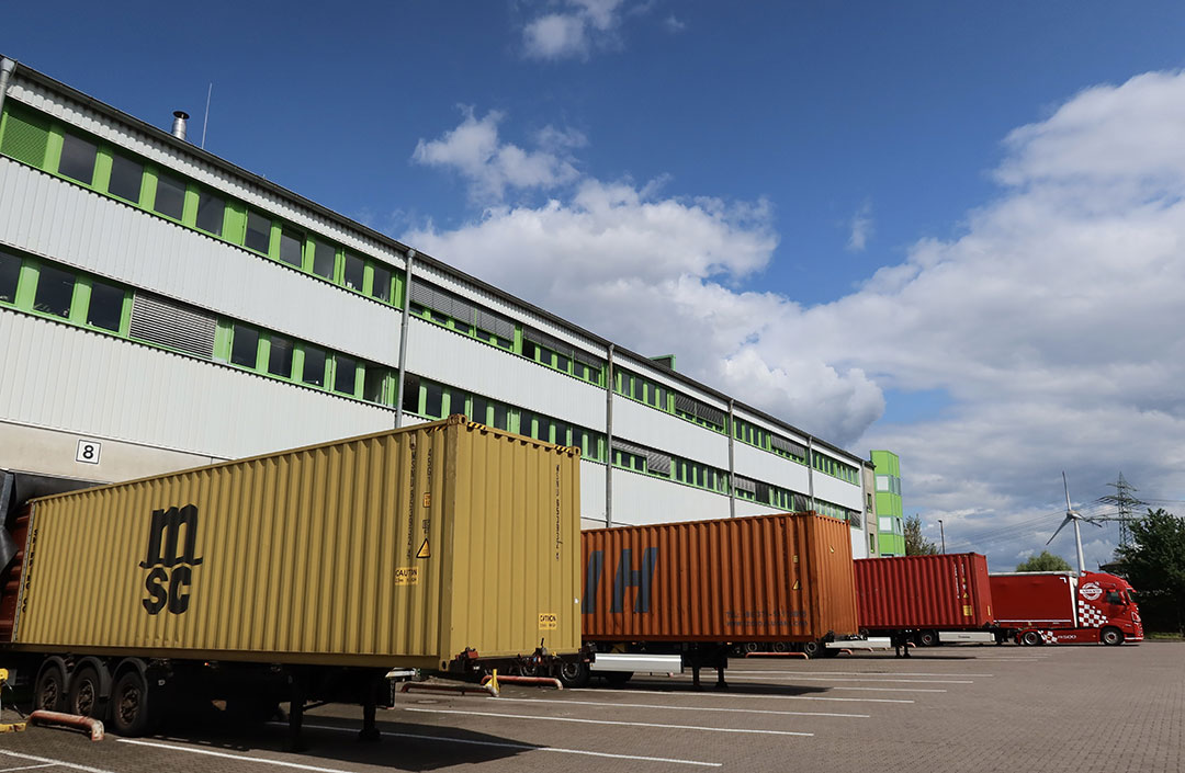 transport & logistics company in Hamburg, freight forwarder & shipping company in Germany
